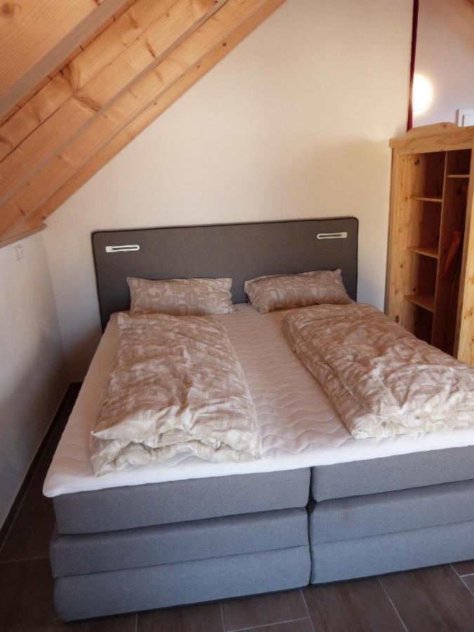 Apartment Atelier Im Stadtgarten Direkt In Rottweil